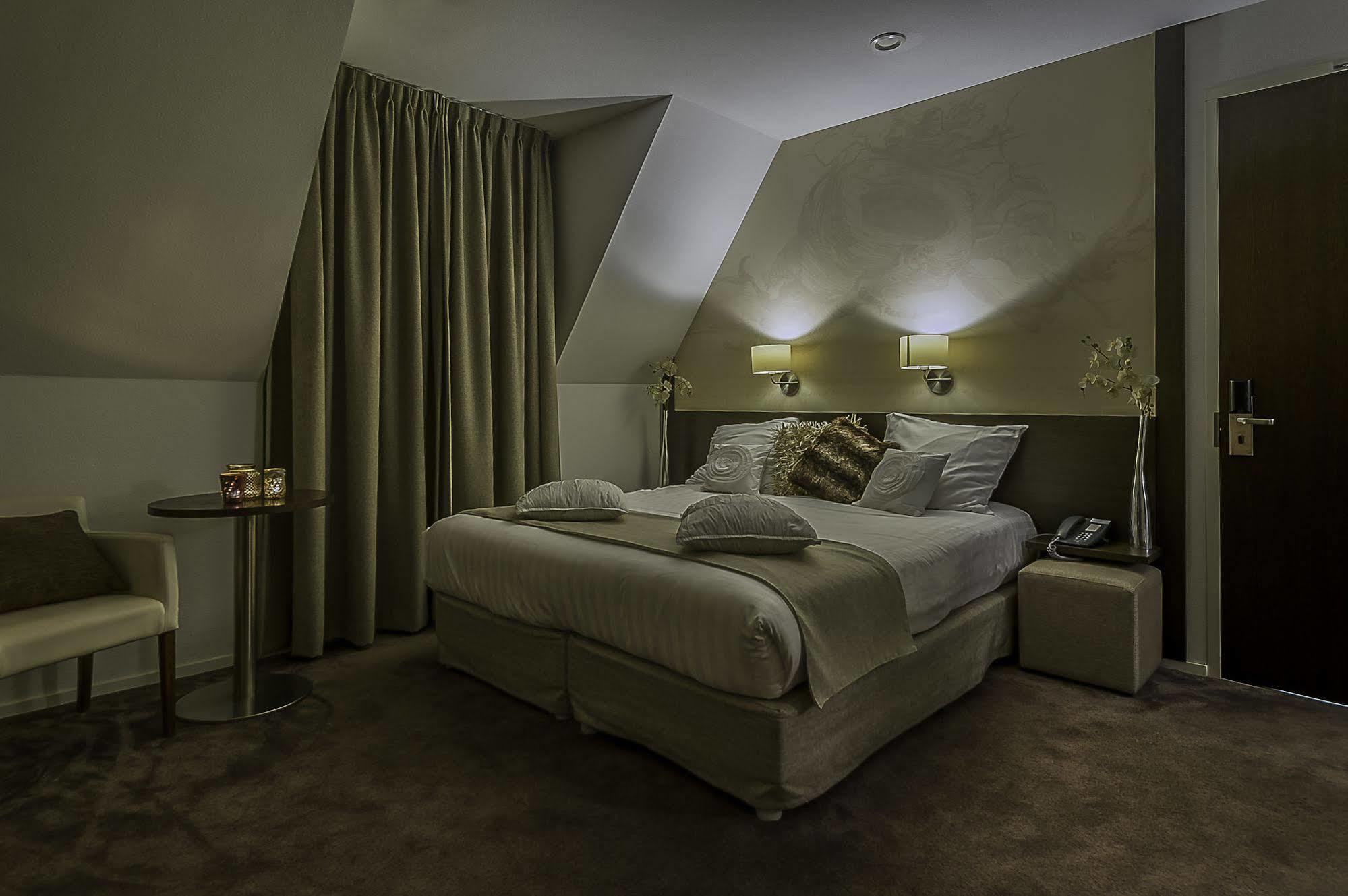 Parkhotel Auberge Vincent Nuenen Extérieur photo