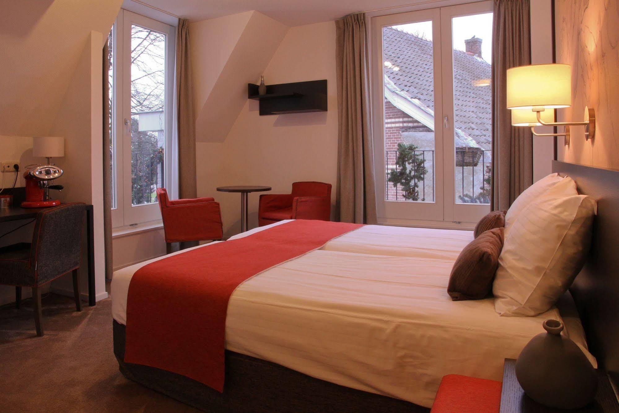 Parkhotel Auberge Vincent Nuenen Extérieur photo